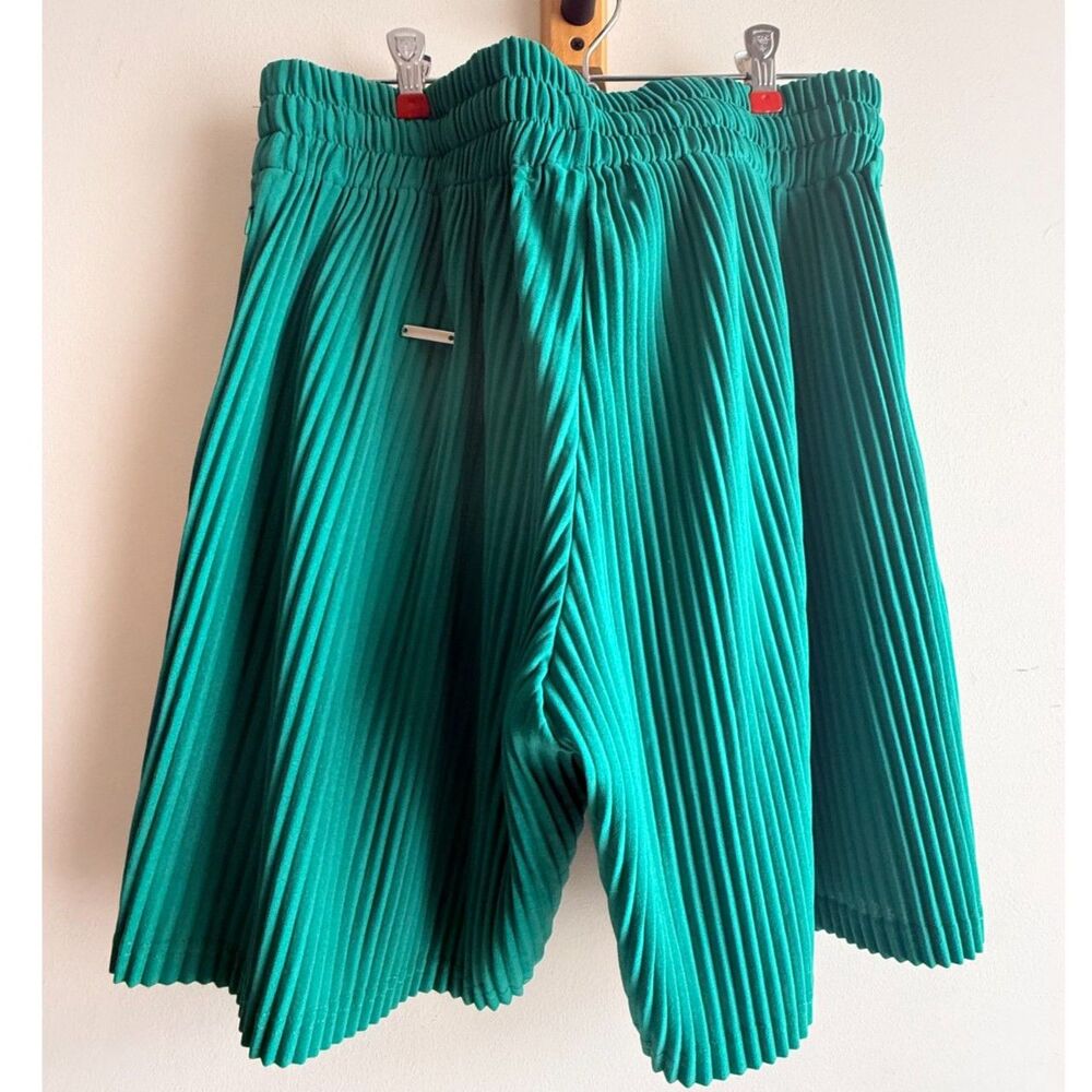 Manière De Voir green pleated shorts - M/L